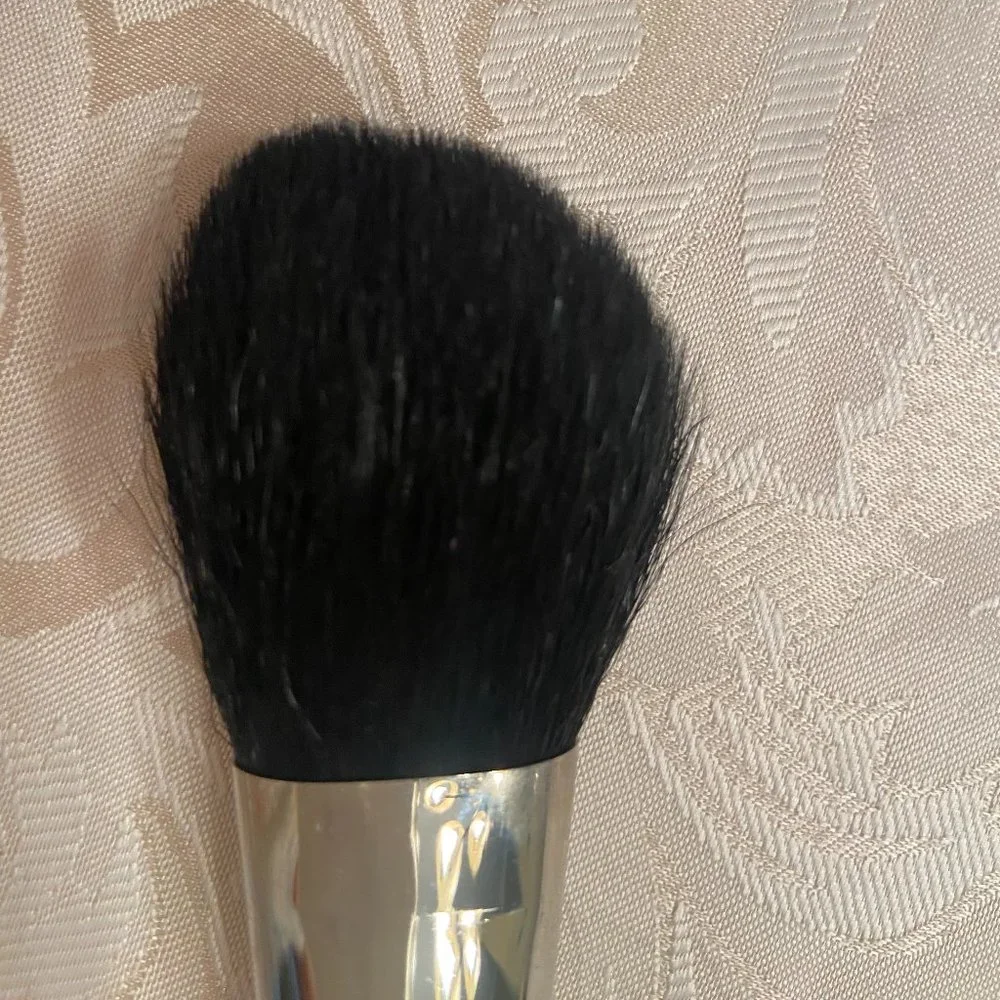 Glominerals Powder Brush - New; never used
